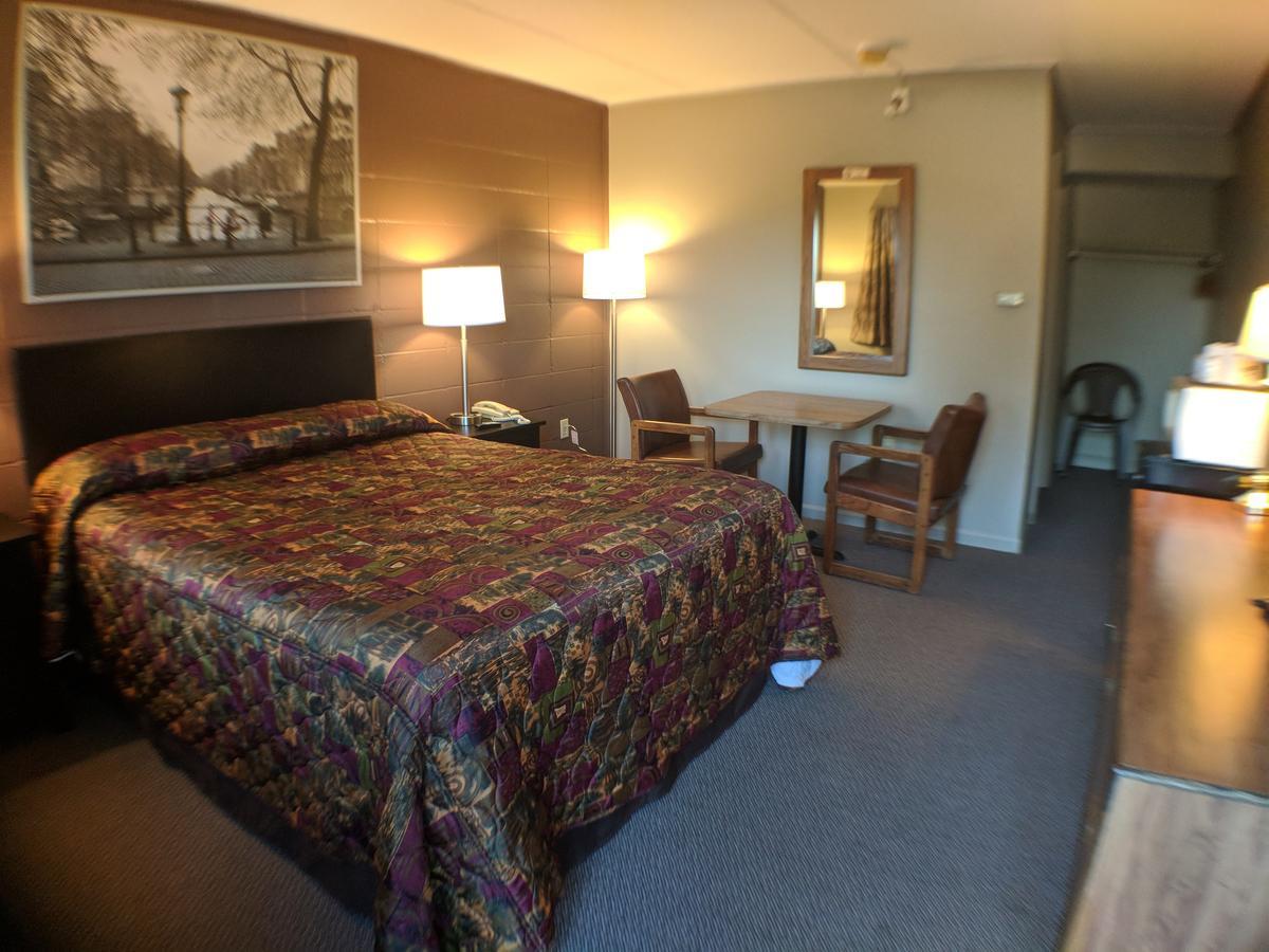 Attican Motel - Attica - Batavia - Warsaw - Darien Lake Экстерьер фото