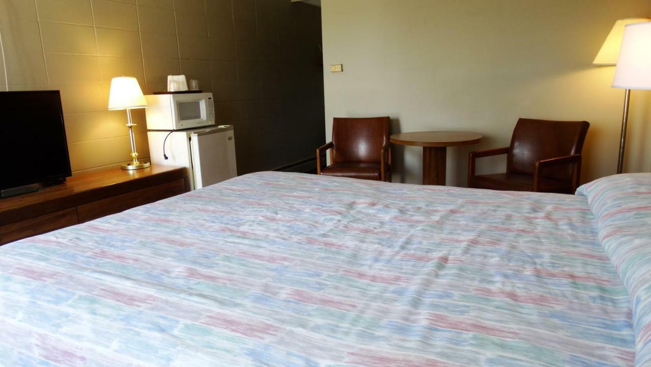 Attican Motel - Attica - Batavia - Warsaw - Darien Lake Экстерьер фото